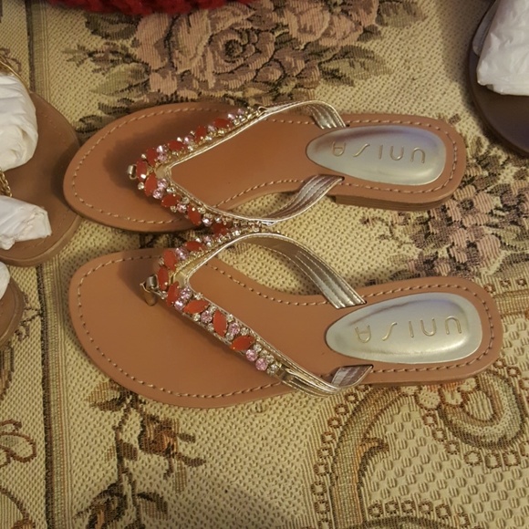 SANDLES - Picture 3 of 6